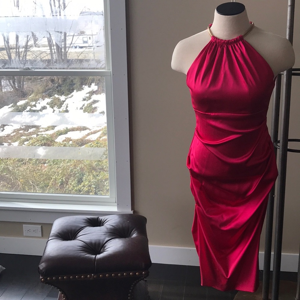Cache formal dress